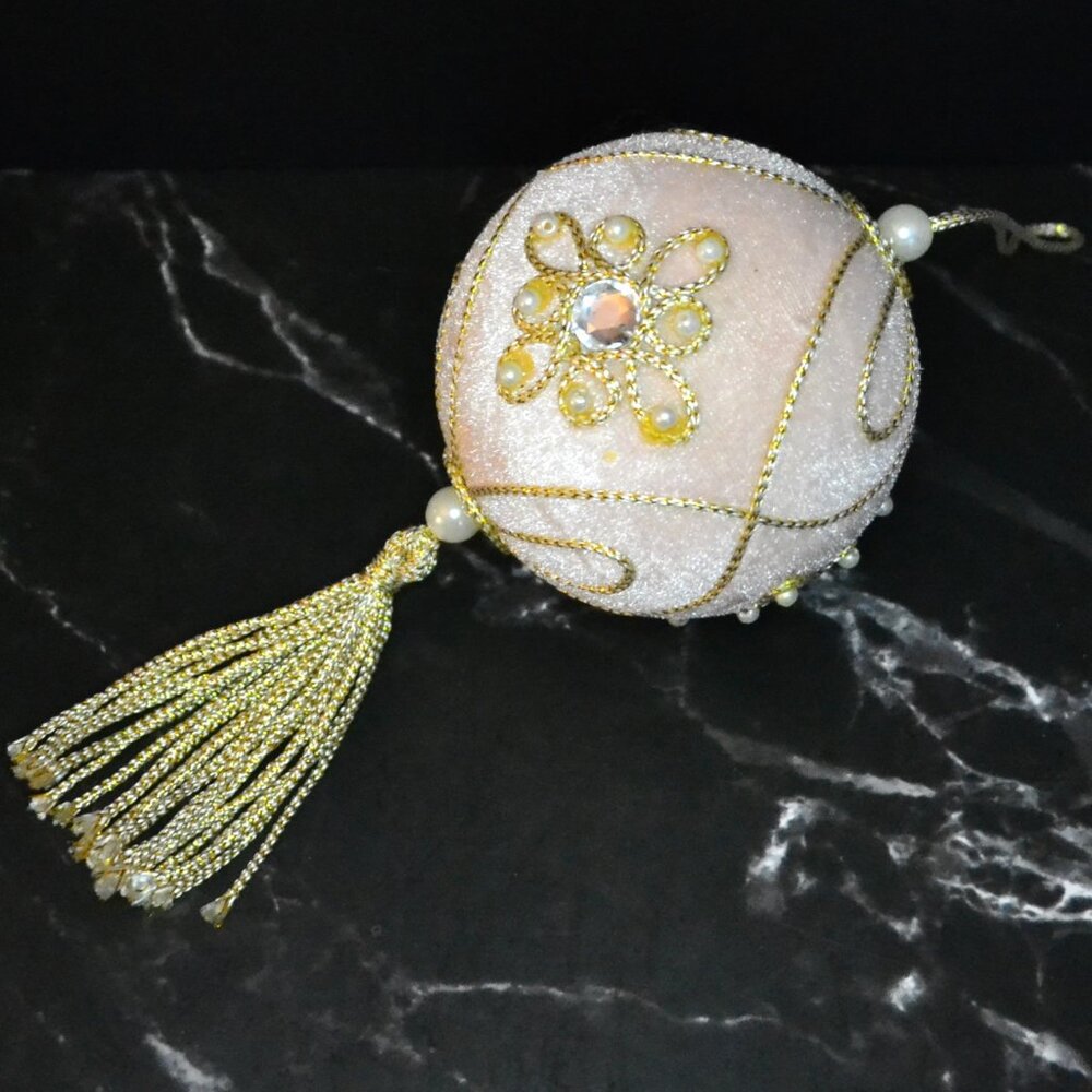 Set Of 3 Victorian Inspired Design Christmas Tree Ornaments Holiday Decor - Picture 3 of 6